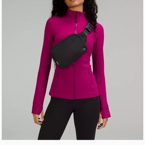 Lululemon 2L (large) Everywhere Belt Bag (NWT)